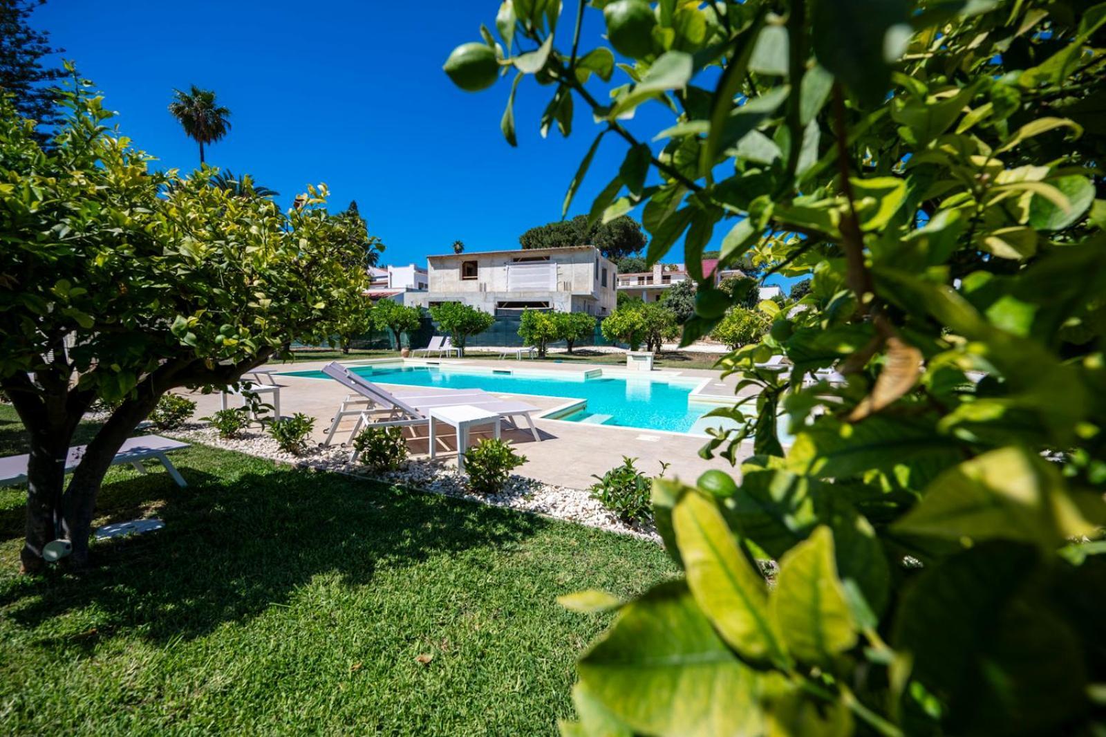 Villa Venera Fontane Bianche Charme Apartments Exterior foto