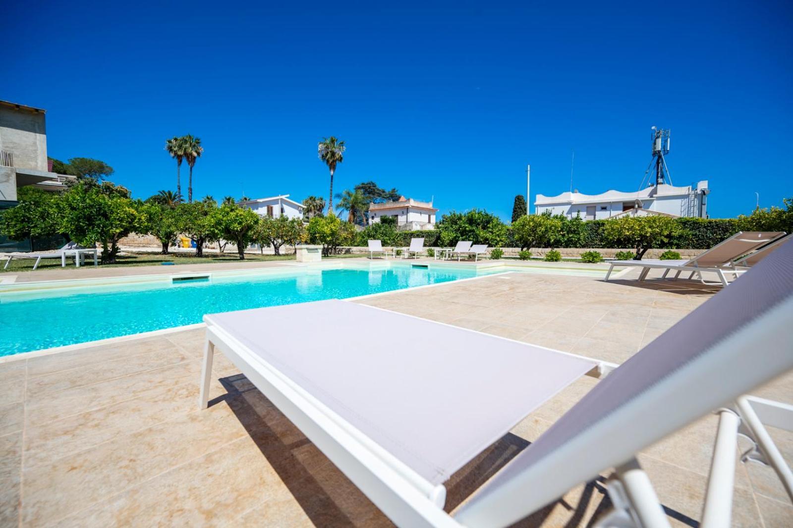 Villa Venera Fontane Bianche Charme Apartments Exterior foto