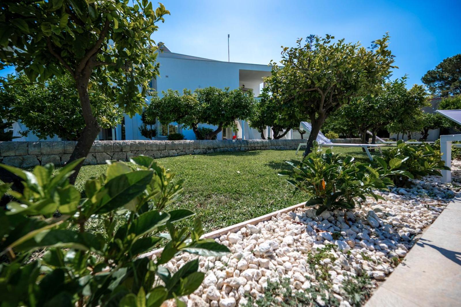 Villa Venera Fontane Bianche Charme Apartments Exterior foto